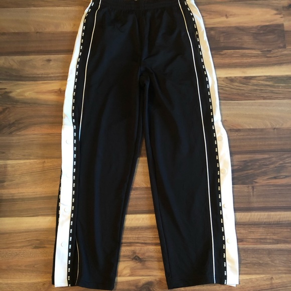 Pink Victoria’s Secret athletic pants - Picture 1 of 7